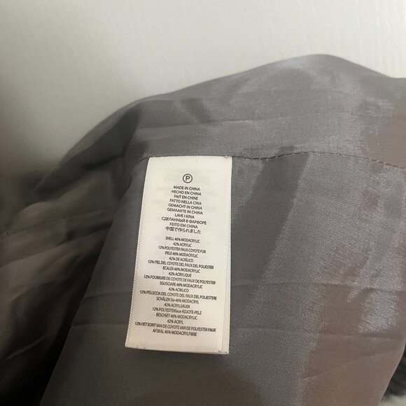 Michael Kors Faux Fur Vest Sz 1X - Picture 4 of 5